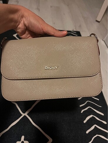 DKNY ORJİNAL DKNY BEJ ÇAPRAZ ASKILI ÇANTA