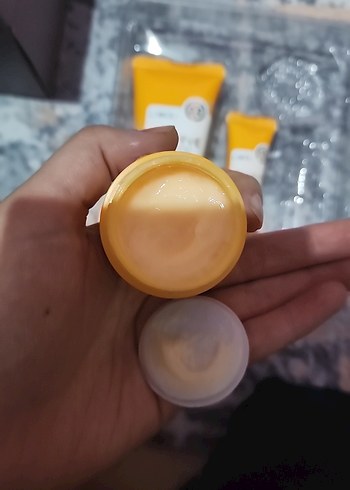 LAIKOU Vitamin C Aydınlatıcı Yüz Temizleyici Seti - Görsel 5