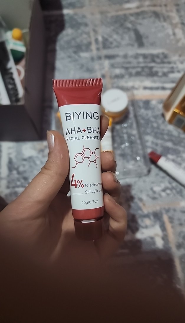 Nemlendirici yuz ve el krem tonik var - Görsel 3