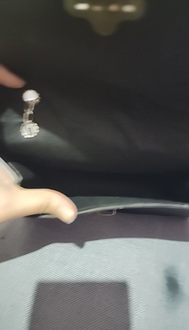 Kilitli Siyah Yılan Derisi Desenli Deri Çanta - Görsel 4