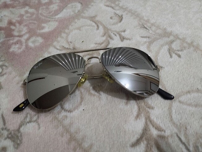 Ray Ban güneş gözlüğü