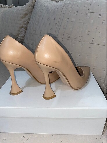 Topuklu ayakkabı - Görsel 3