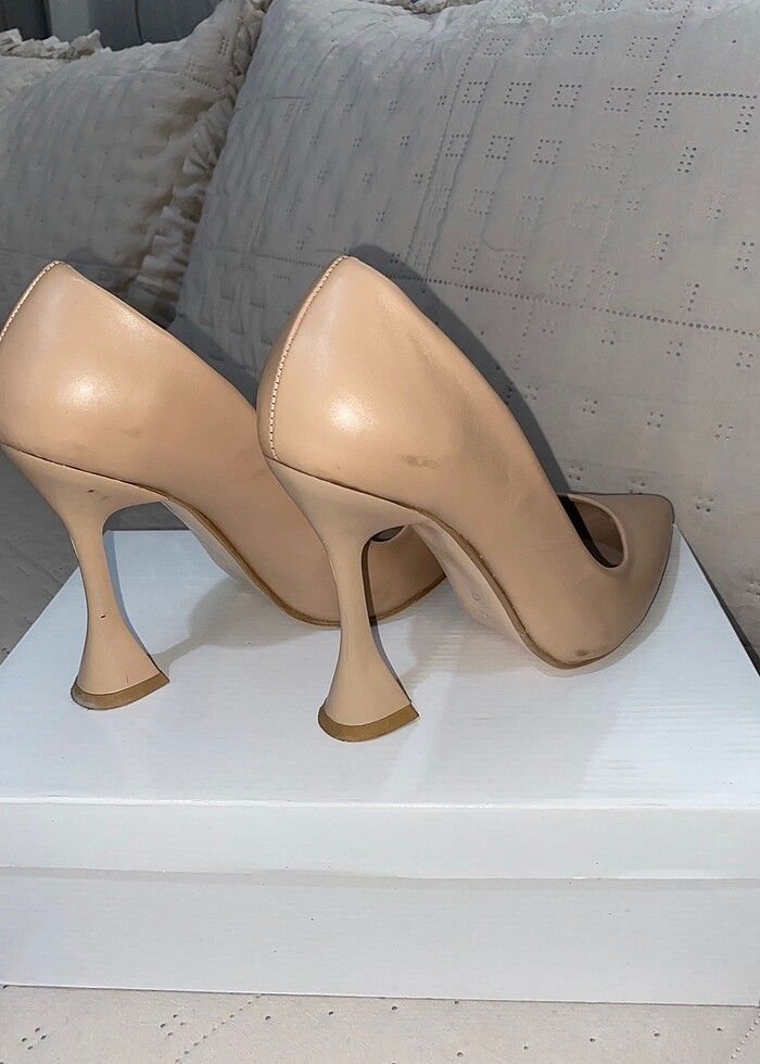 Topuklu ayakkabı - Görsel 3