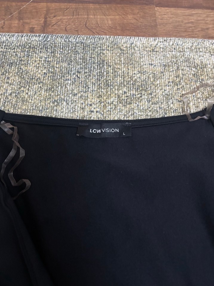 Siyah Drapeli V Yaka Kadın Bluz - Görsel 2