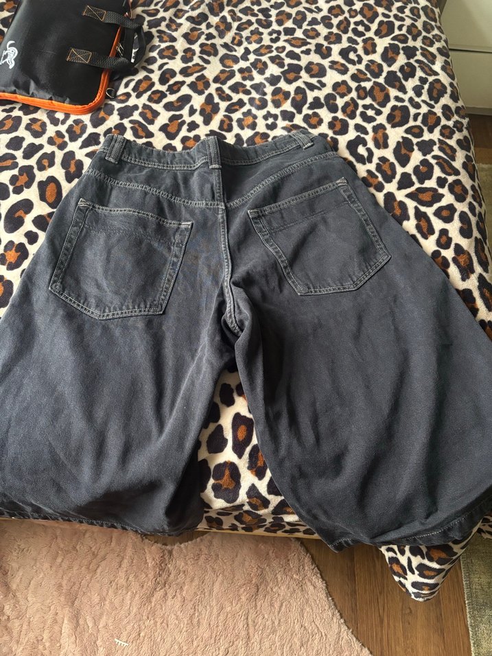 Erkek Siyah Bol Kesim Denim Şort - Görsel 3