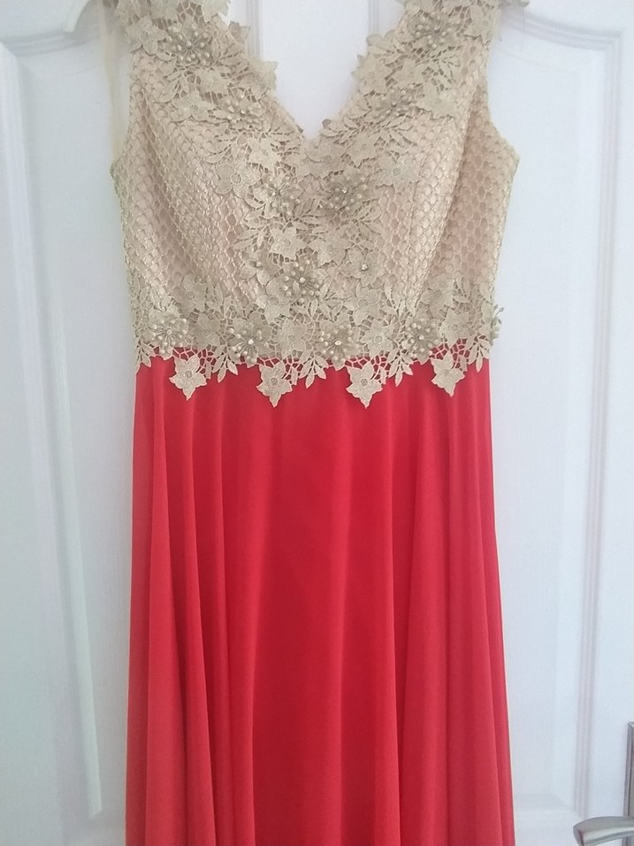 Kırmızı İşlemeli Uzun Abiye Elbise - Görsel 2