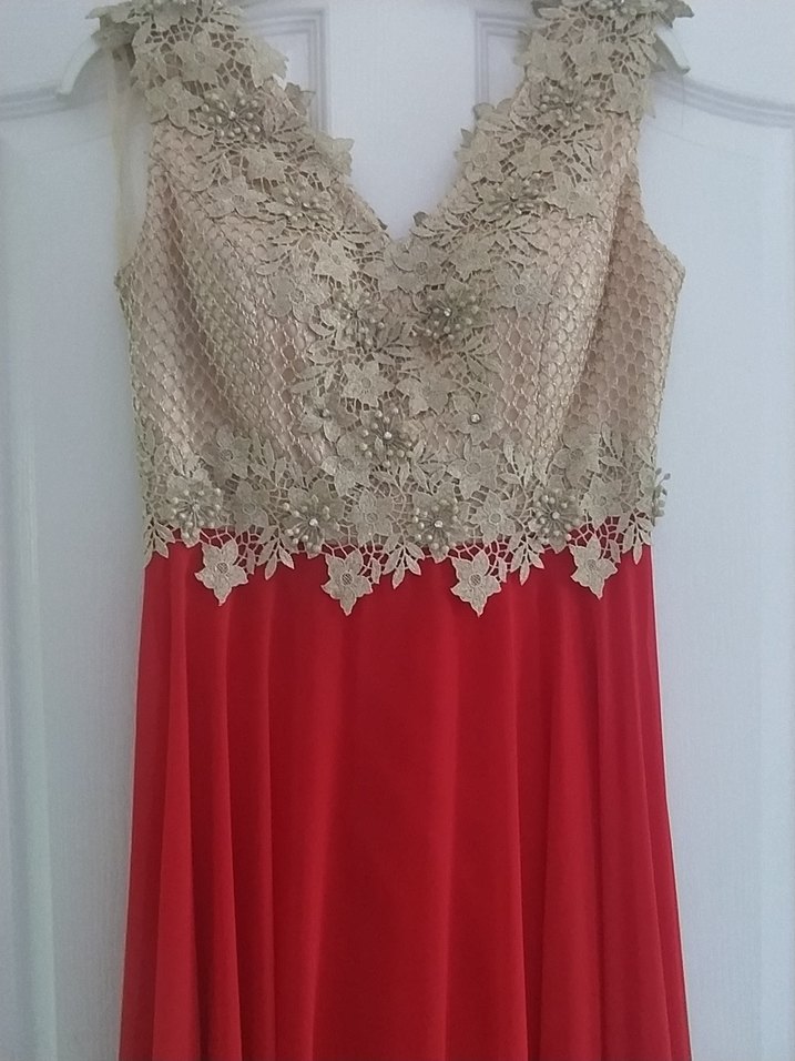 Kırmızı İşlemeli Uzun Abiye Elbise - Görsel 3