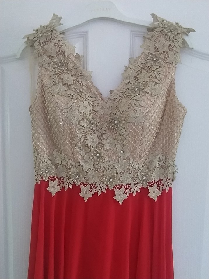 Kırmızı İşlemeli Uzun Abiye Elbise - Görsel 4