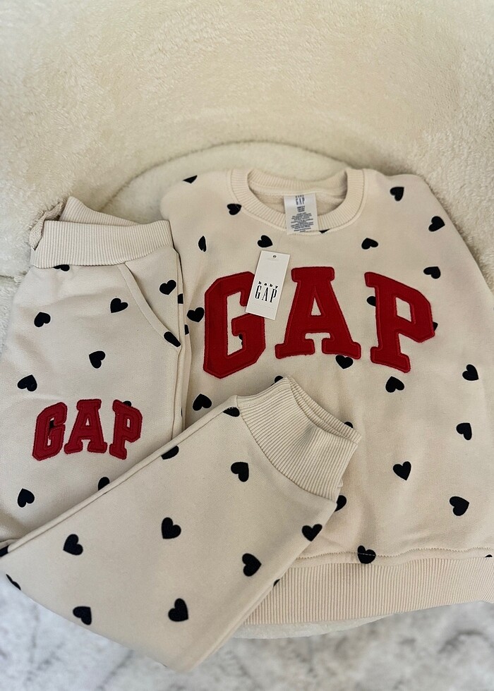 Gap Eşofman Takımı - Görsel 4