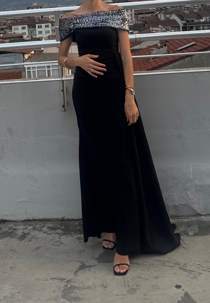 Siyah Kayık Yaka Uzun Abiye Elbise - Görsel 3