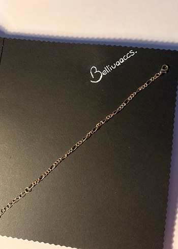 Beden Zincir Detaylı Minimalist Altın Bileklik
