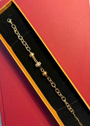 Zincir Detaylı Renkli Altın Bileklik - Görsel 3