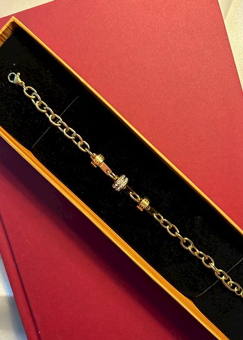 Zincir Detaylı Renkli Altın Bileklik - Görsel 2