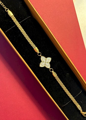 Zincir Detaylı Altın Renkli Kadın Bileklik - Görsel 2