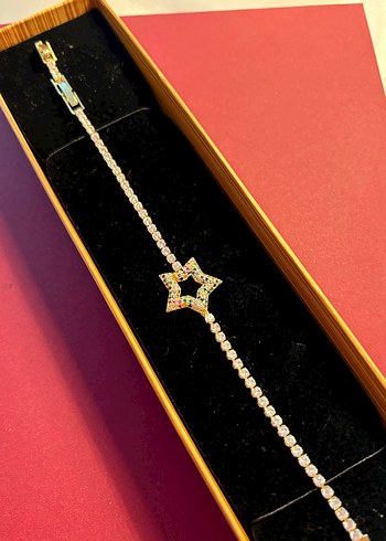 Renkli İşlemeli Zincir Detaylı Kadın Bileklik - Görsel 2