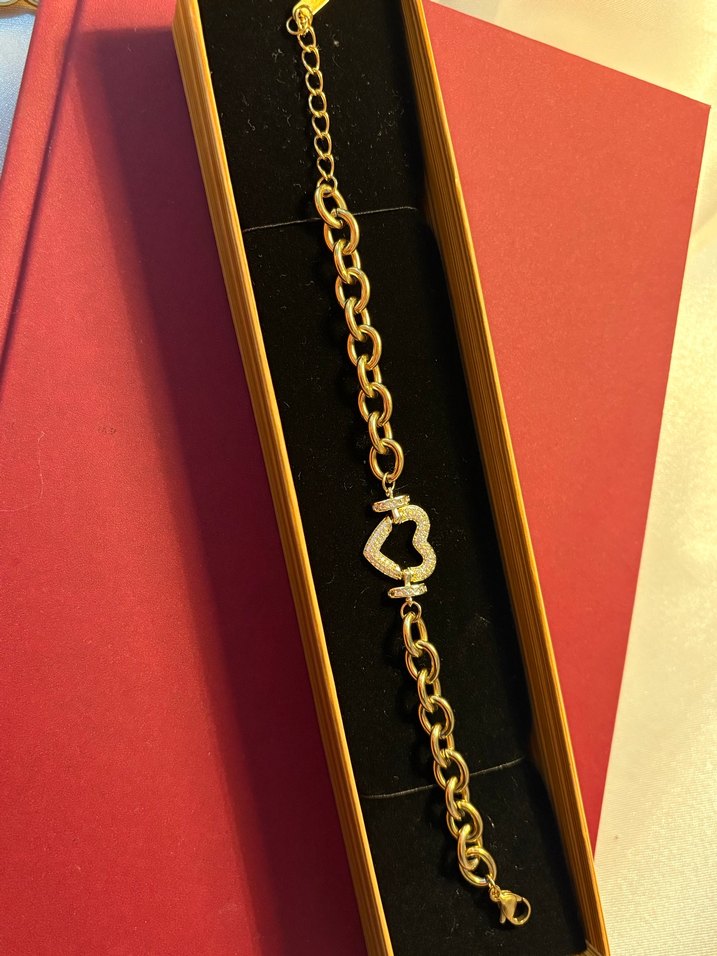 Altın Renk Zincir Detaylı Kadın Bileklik - Görsel 4