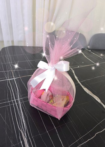Diğer Pembe ve Mavi Renkli Mini Süs Sepeti