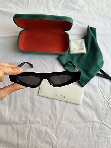 Gucci Gucci Cat Eye Frame Women Sunglasses