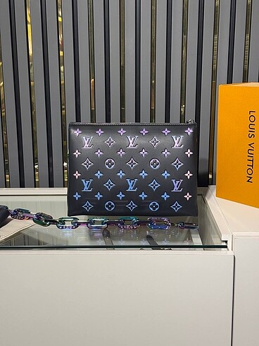 Beden çeşitli Renk Louis Vuitton Coussin Pm Bag