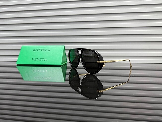 Bottega Venetta Women Sunglasses
