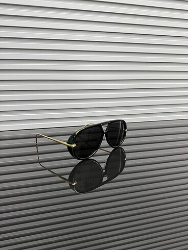 Beden Bottega Venetta Women Sunglasses