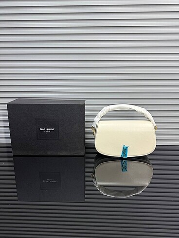 Beden Saint Laurent Voltaire Leather Shoulder Bag