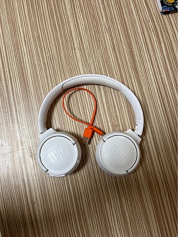 JBL TUNE520BT
