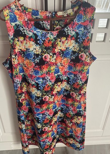 Çiçek Desenli Salaş Midi Elbise - Görsel 2