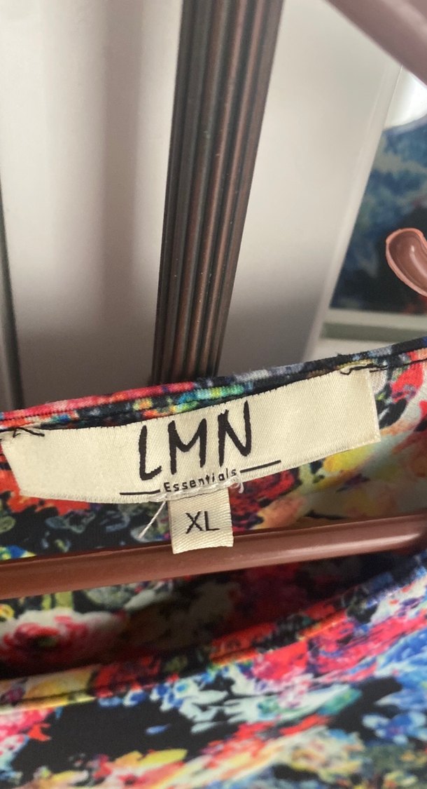 Çiçek Desenli Salaş Midi Elbise - Görsel 3