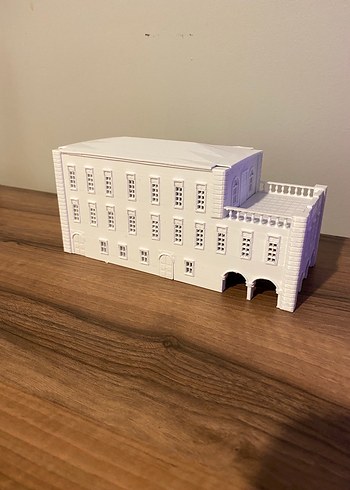 Beden Renk Beyaz İtalyan Sarayı maket modeli