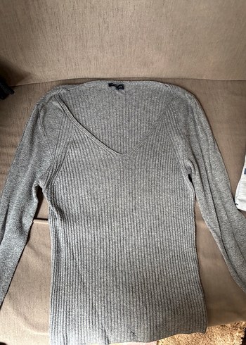 Fabrika Gri V Yakalı İnce Triko Kadın Kazak