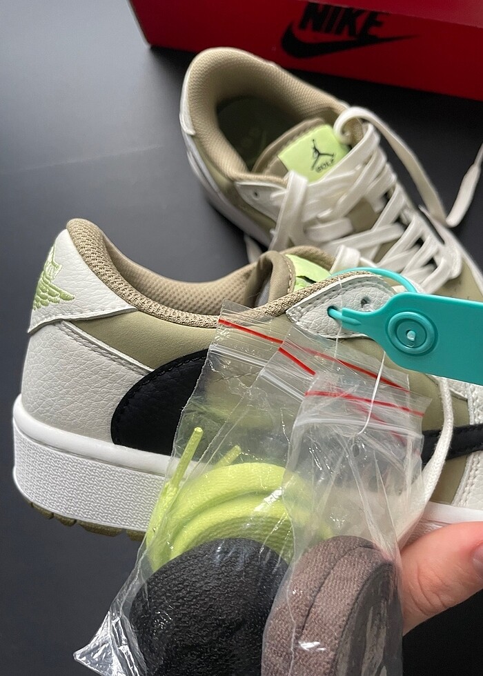 Nike Air Jordan 1 Travis Scott Golf - Görsel 5