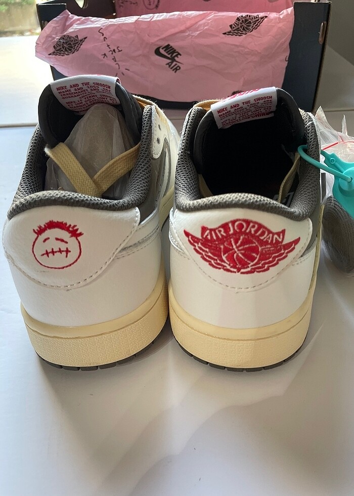 Nike Air Jordan 1 Travis Scott - Görsel 4