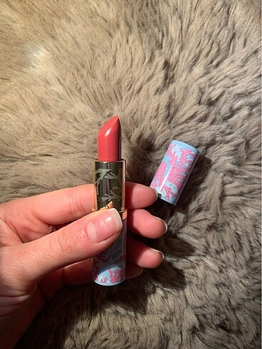  Beden Estee lauder lipstick