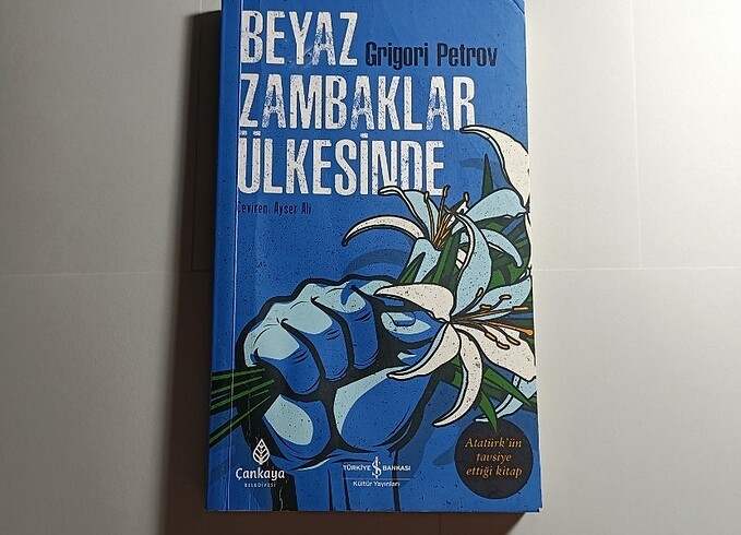 Grigori Petrov - Beyaz Zambaklar Ülkesinde 