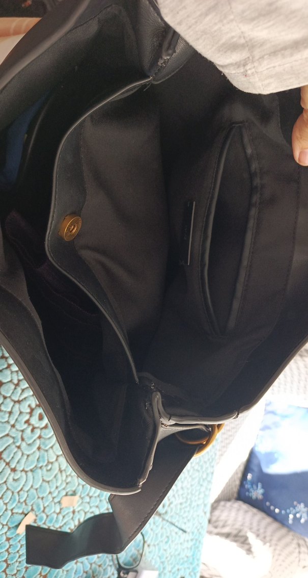 Kemer Detaylı Siyah Deri Kadın Çanta - Görsel 3