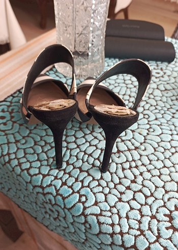 Kadın Siyah Beyaz Zebra Desenli Topuklu Terlik - Görsel 2