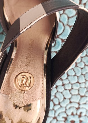 Kadın Siyah Beyaz Zebra Desenli Topuklu Terlik - Görsel 4