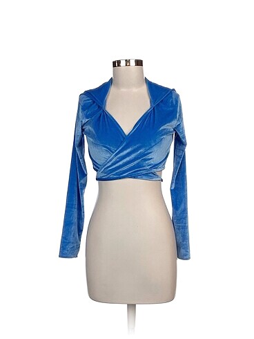 H&M Bluz %70 İndirimli.
