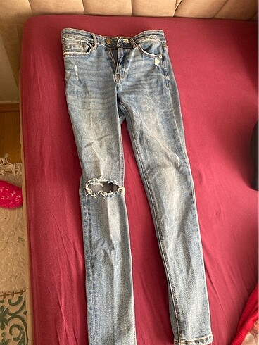 Stradivarius jean 36 beden