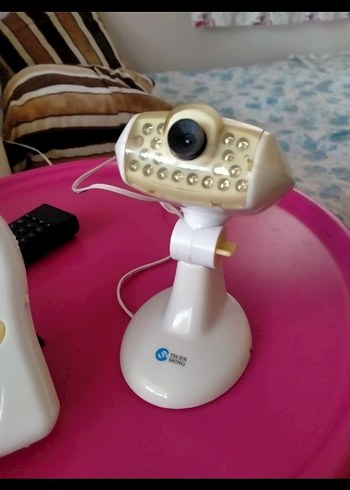 Renkli Ekranlı Beyaz Bebek Monitörü - Görsel 3