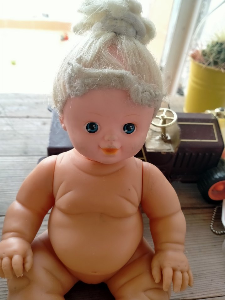 Bej Pastel Bebek Oyuncak - Görsel 4