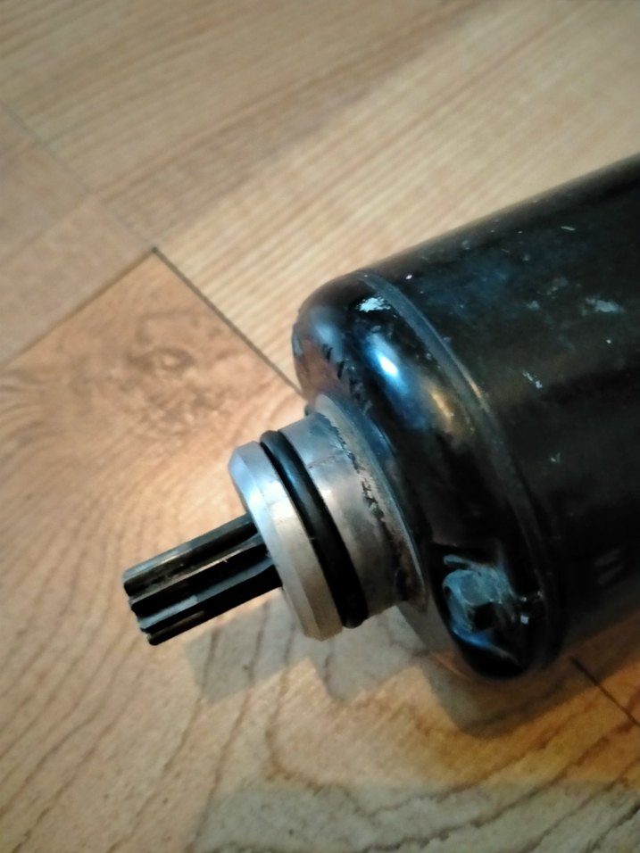 Siyah Vakum Motoru Parçası - Görsel 2