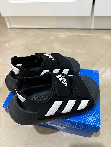 Adidas Adidas çocuk sandalet