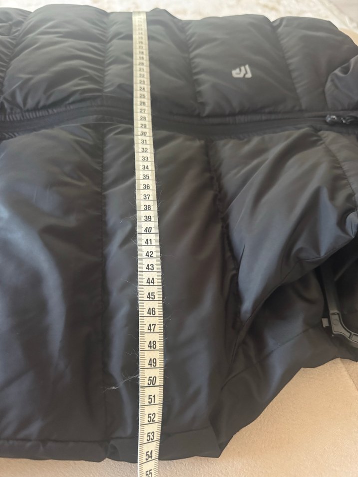 Siyah Kapüşonlu Kadın Şişme Yelek - Görsel 4