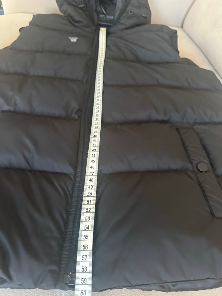 Siyah Kapüşonlu Kadın Şişme Yelek - Görsel 3