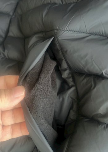 Siyah Kapüşonlu Şişme Yelek - Görsel 4