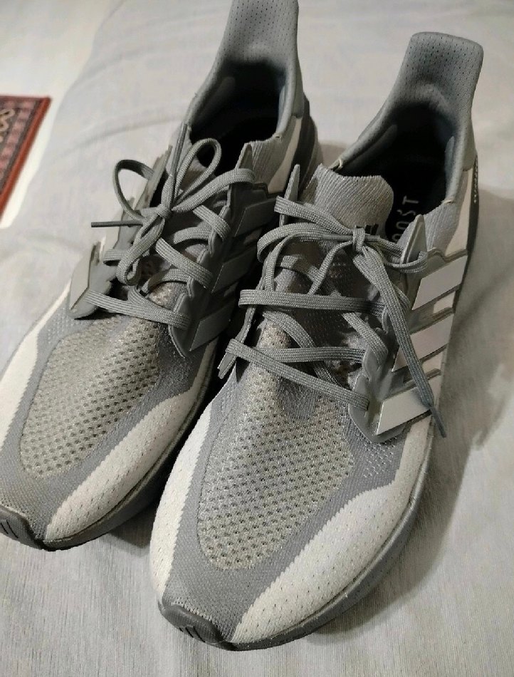 Gri orjinal ultraboots Adidas - Görsel 2