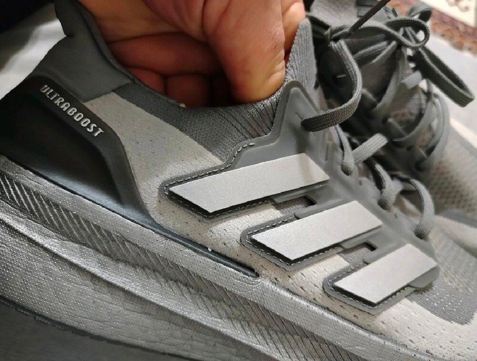 Gri orjinal ultraboots Adidas - Görsel 4