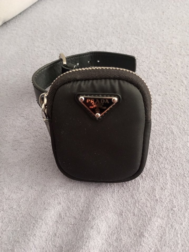 PRADA BİLEK ÇANTASI - Görsel 2